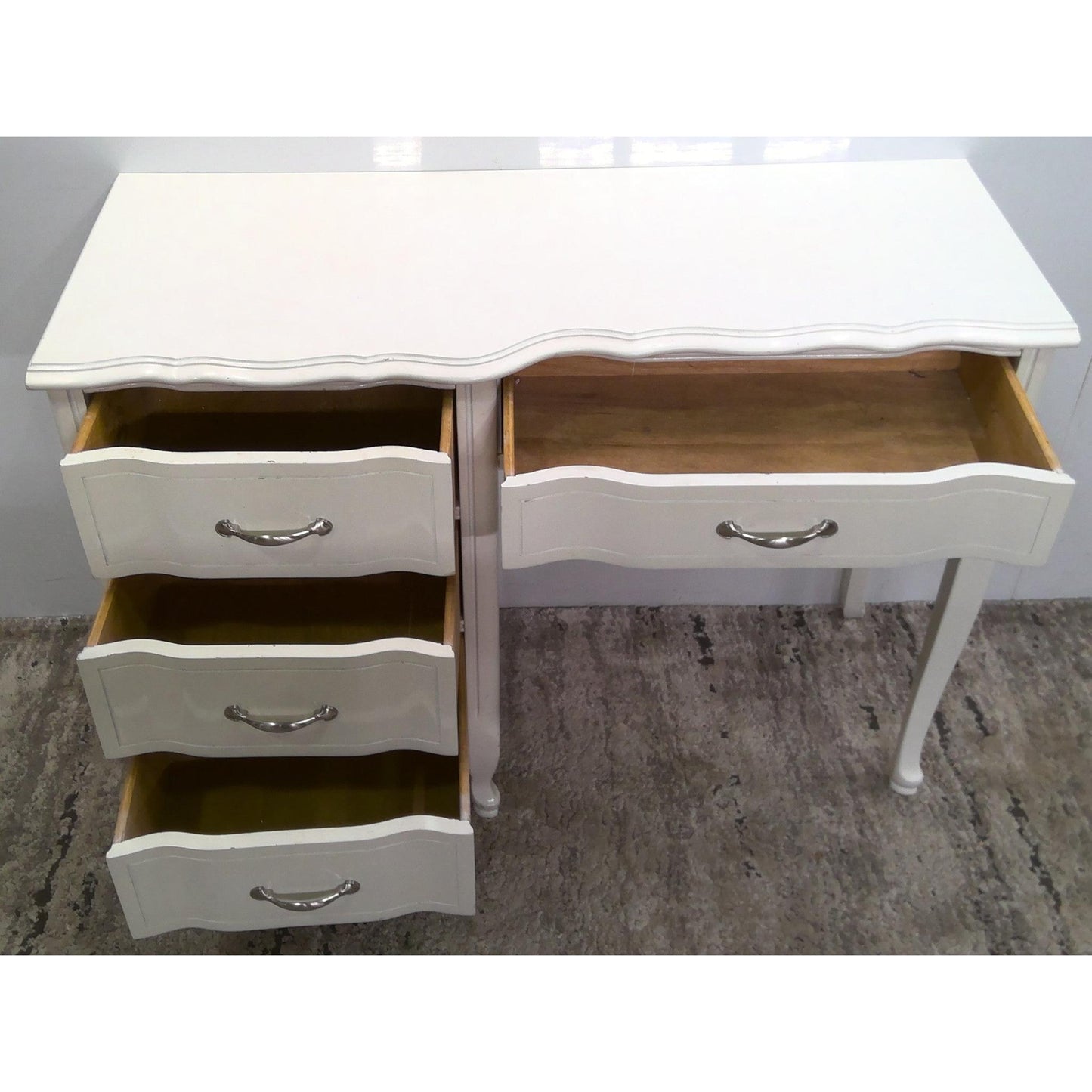 42" White Desk