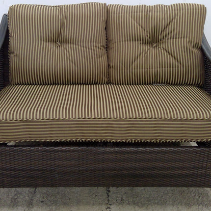 49" Outdoor Wicker Loveseat