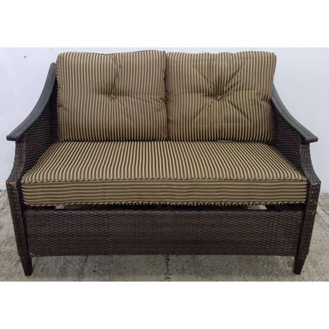 49" Outdoor Wicker Loveseat