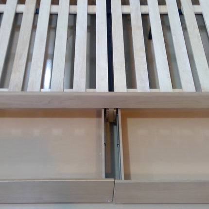 White Oak Queen Platform Storage Bed