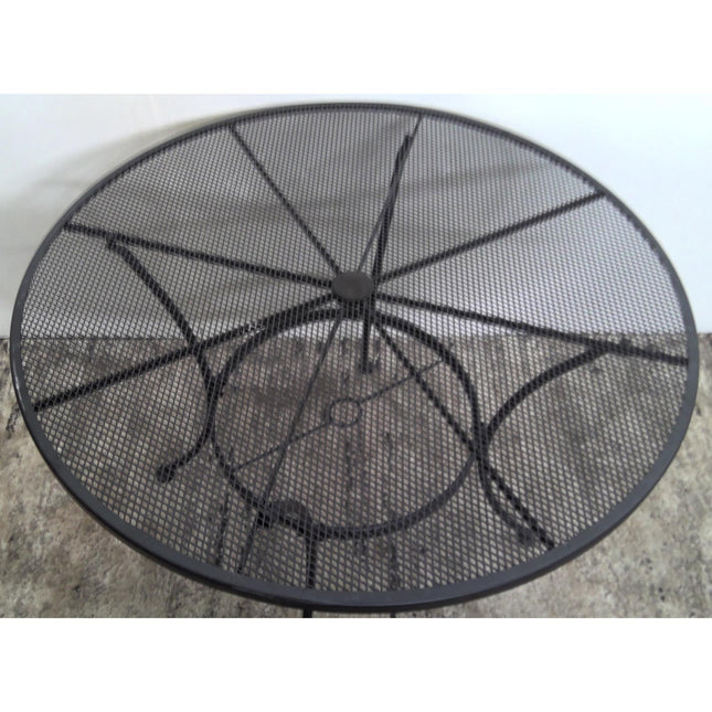 42" Black Round Metal Outdoor Table