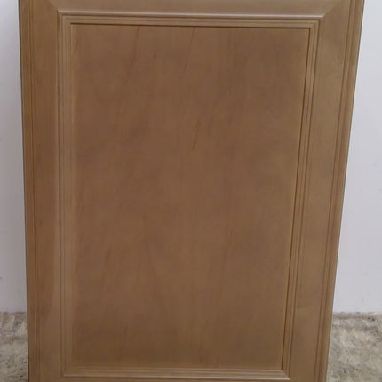 21" Base Cabinet with Extending Shelf