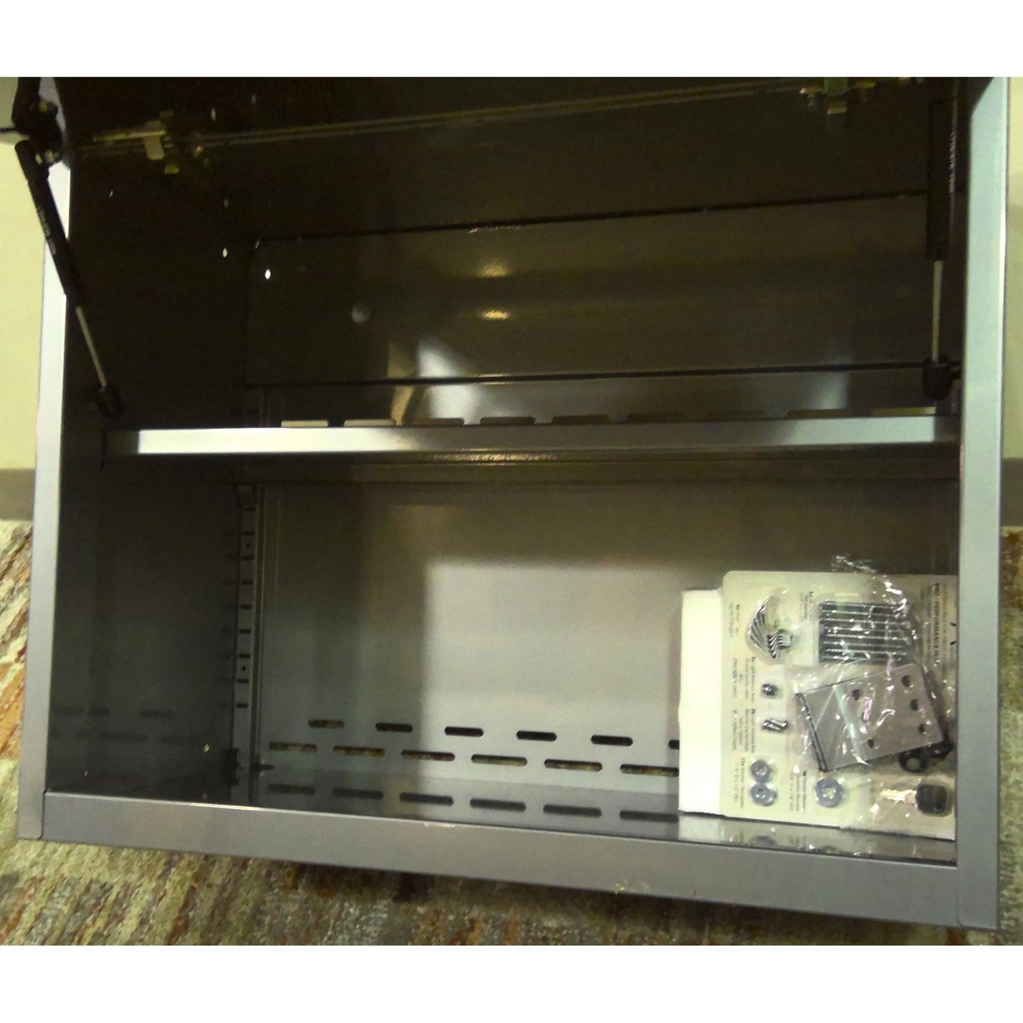 28" x 22" Black Diamond Plate Steel Wall Cabinet