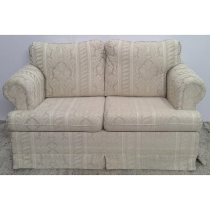 62" Loveseat