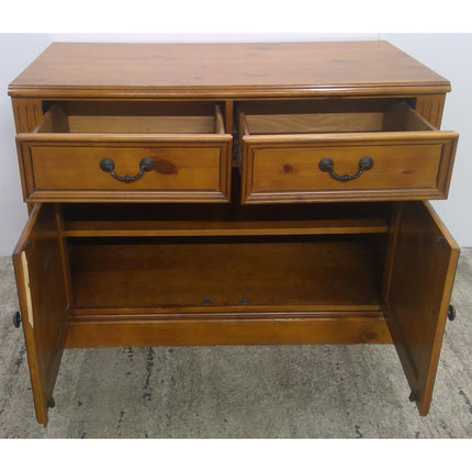44" TV Stand