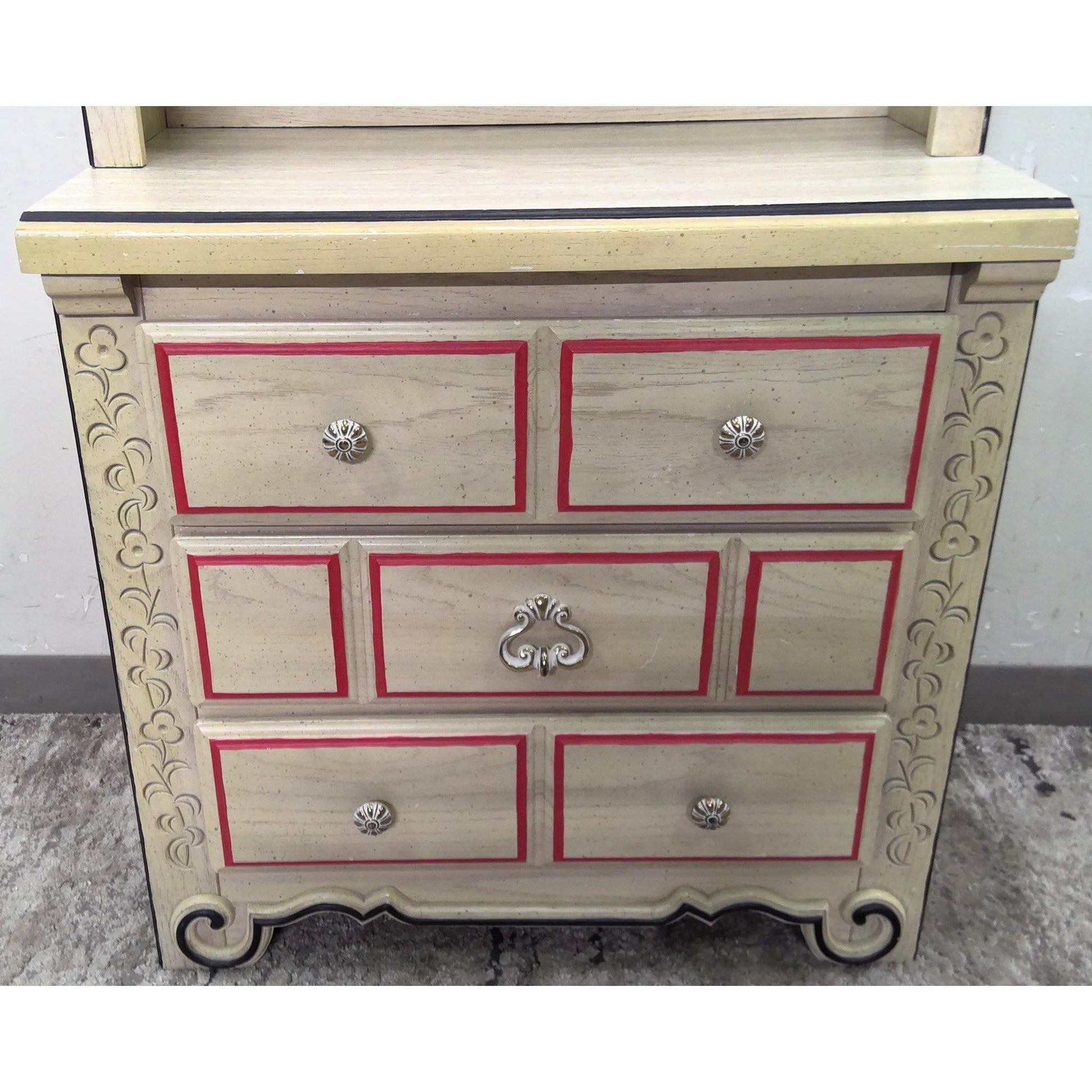 Small Dresser with Hutch