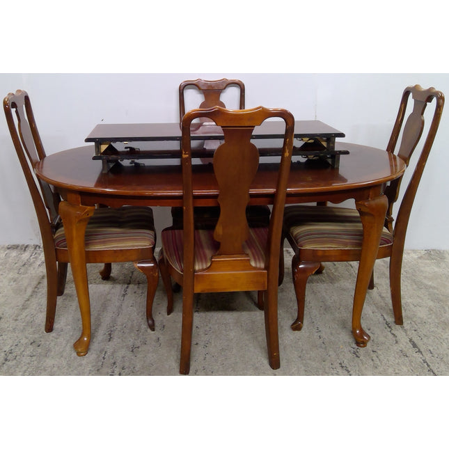 Dining Table with 4 Chairs
