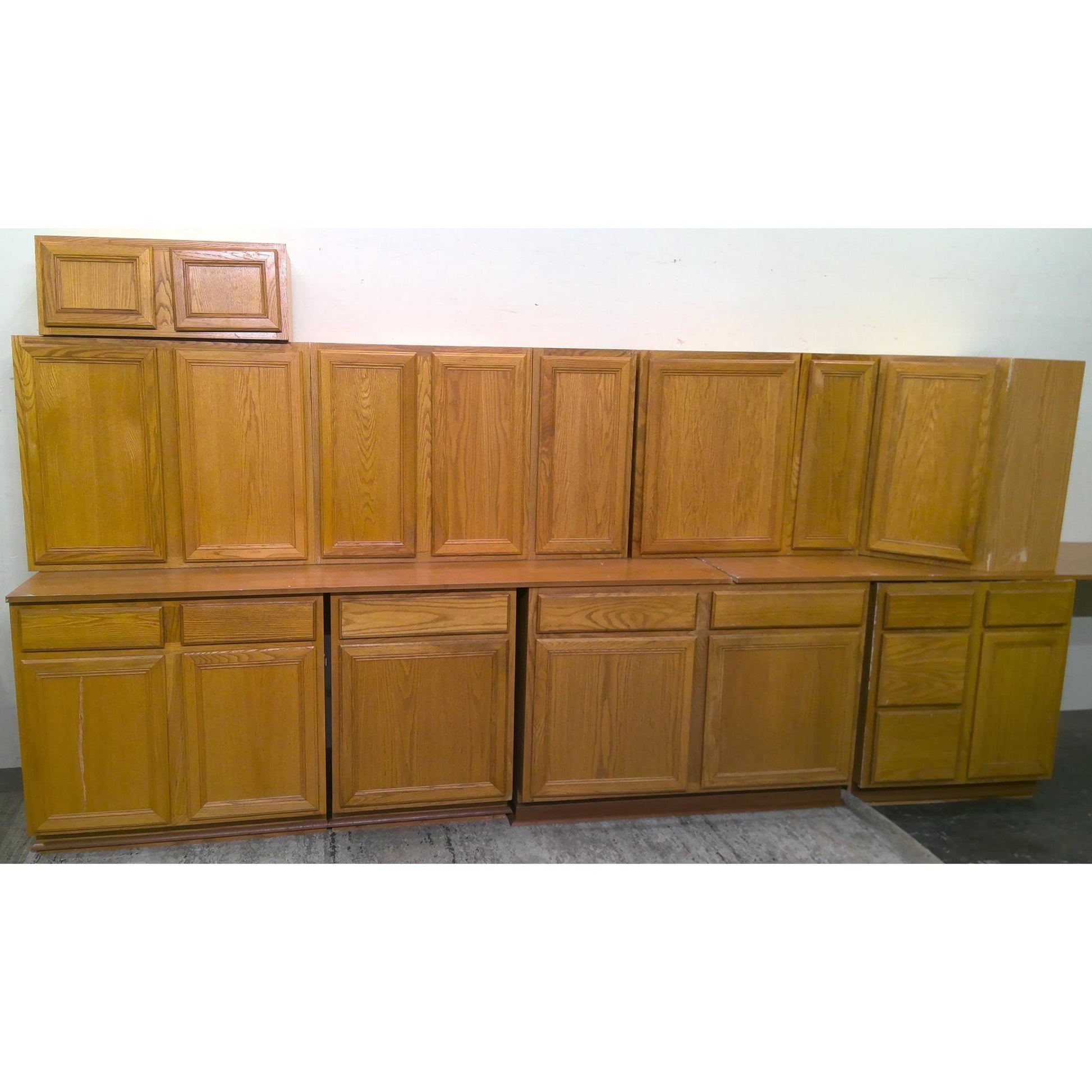 11 Piece Cabinet Set