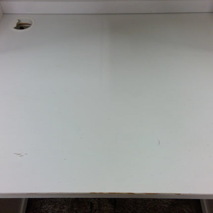 61" White Desk with Hutch