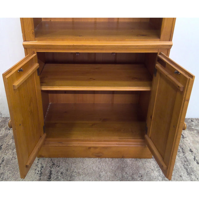 Bookshelf with Lower Cabinet