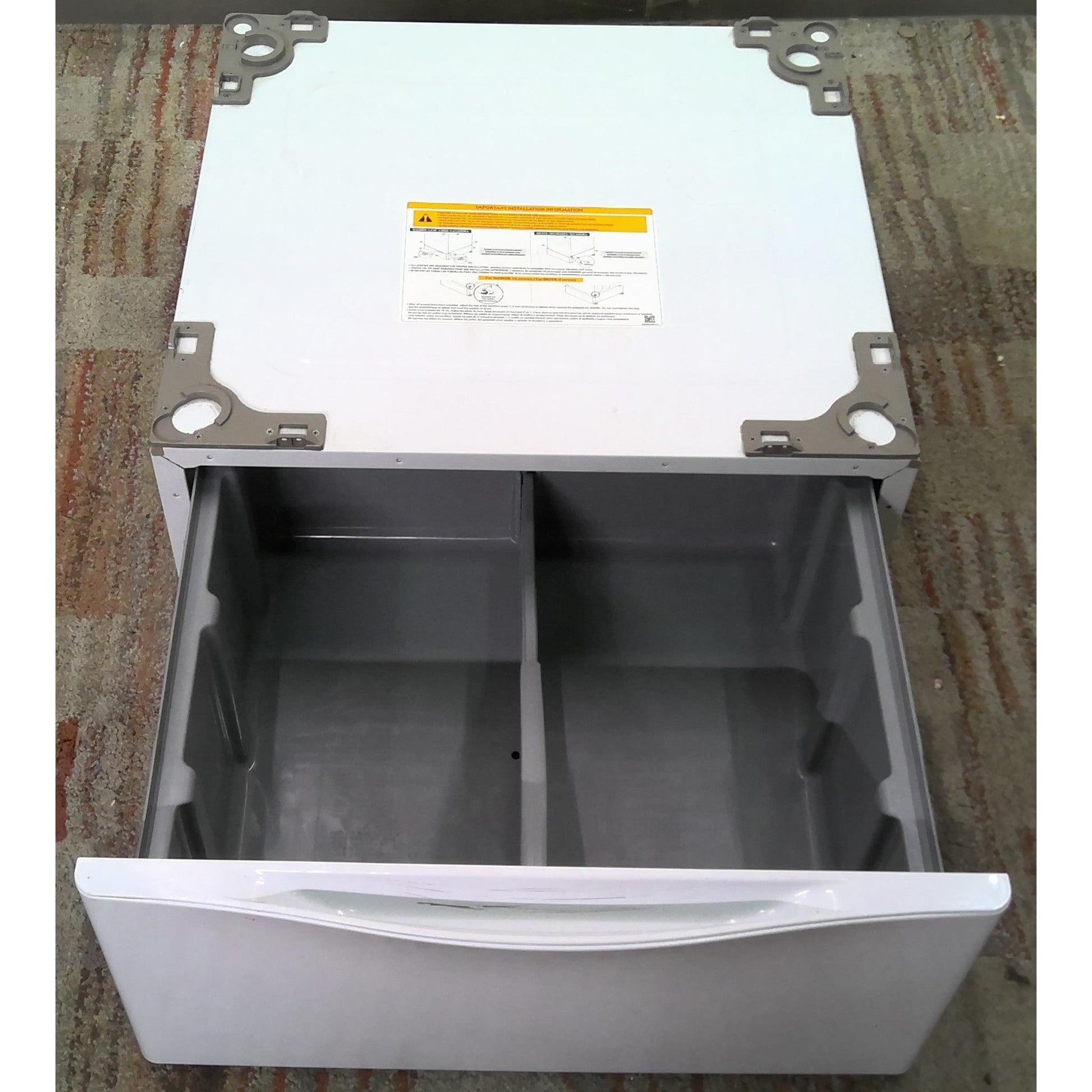 White Laundray Pedestal