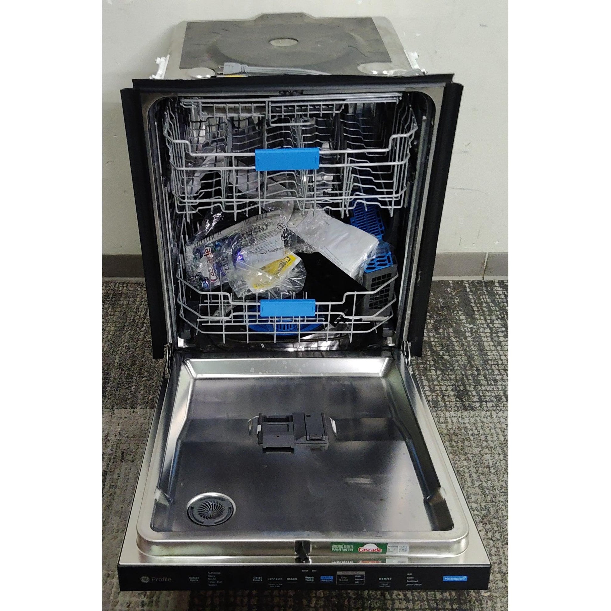 ReStore Select x GE Profile Smart Diswasher with Microban Antimicrobial Technology - FA731898B - FL