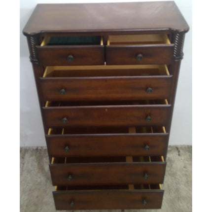 7-Drawer Dresser