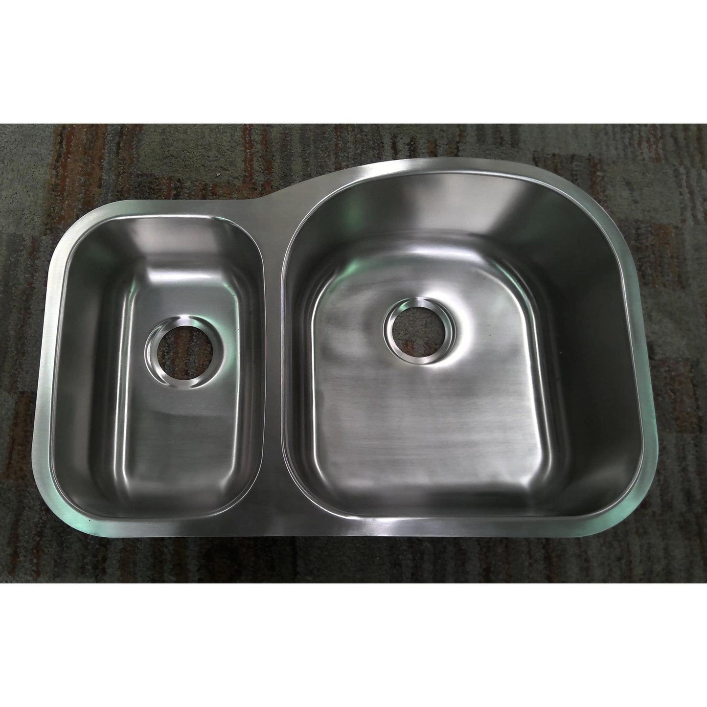 31.5" Double Bowl Stainless Steel Undermount Sink