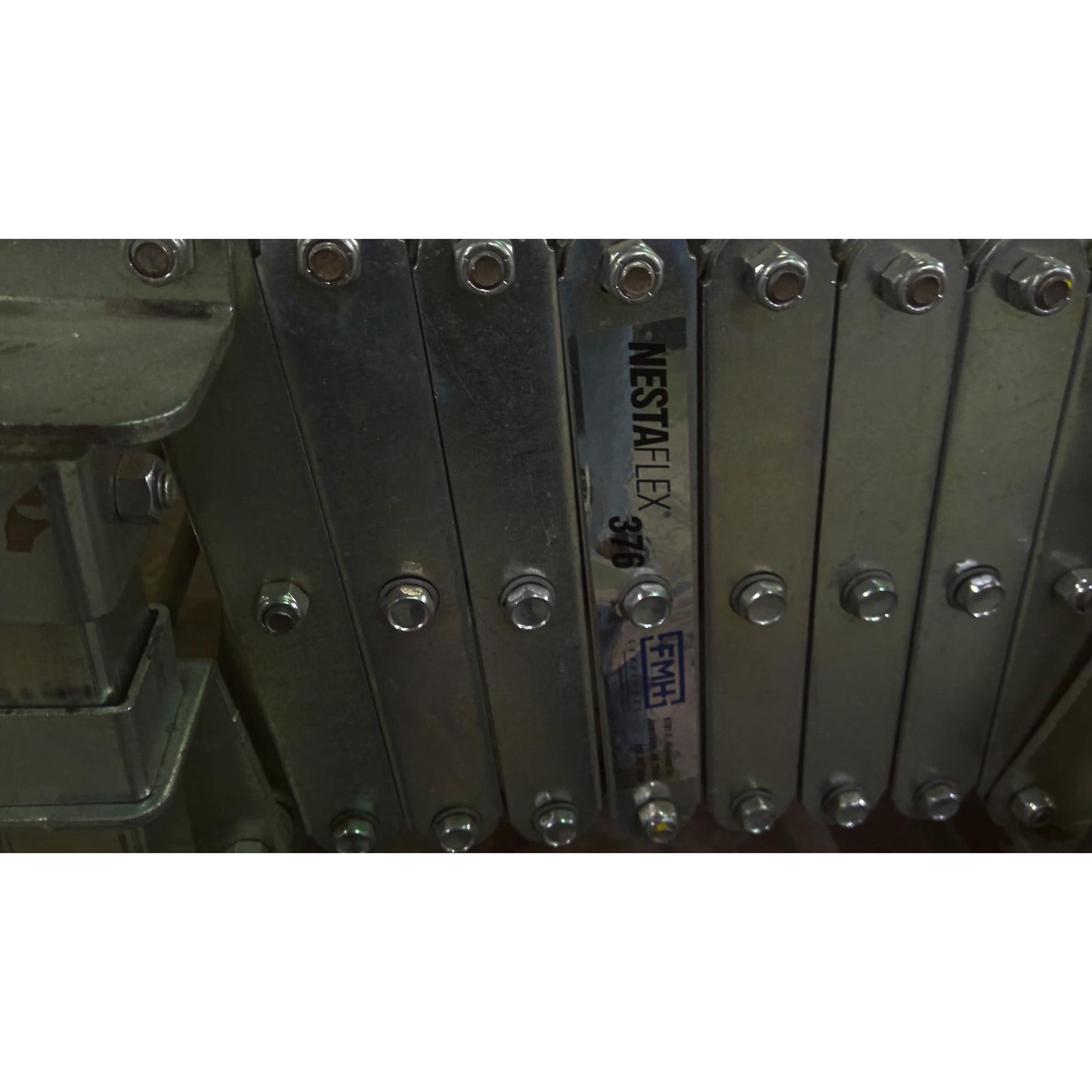 Nestaflex Flexible Gravity Conveyor x ReStore Select