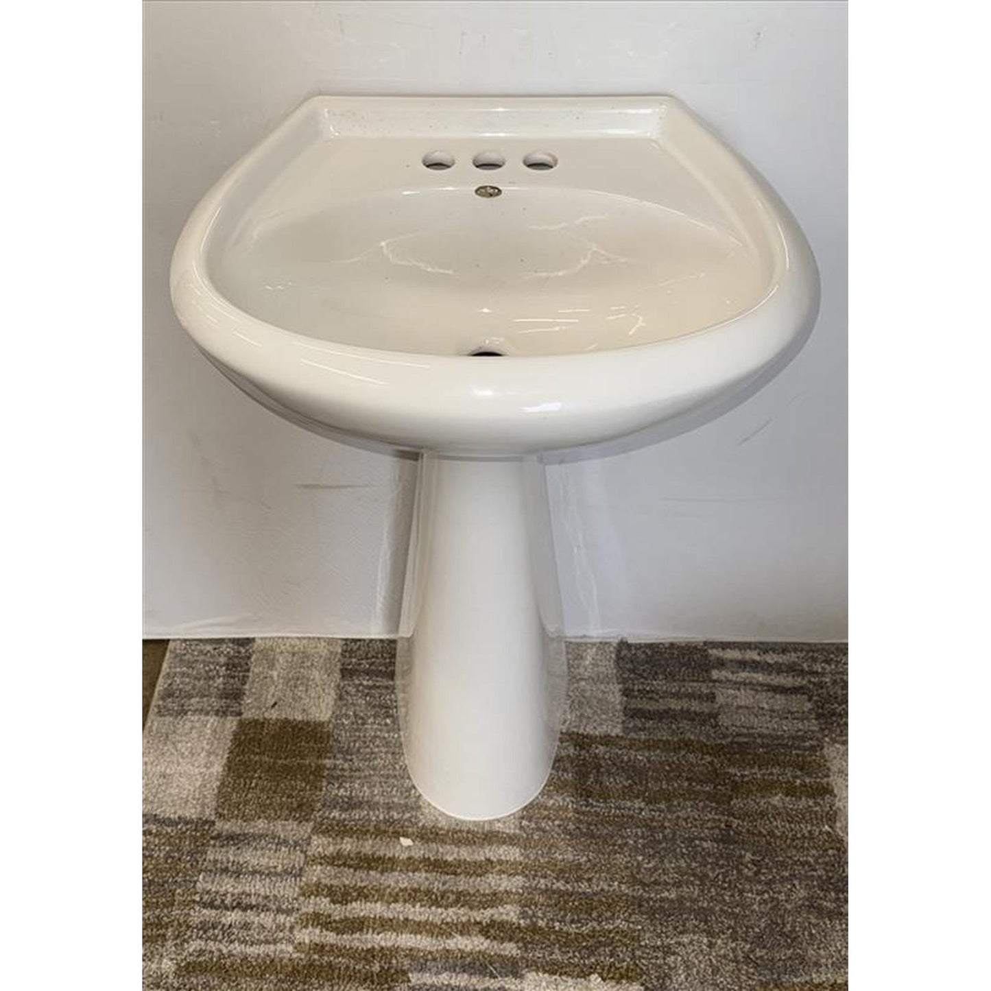 White Porcelain Pedestal Sink