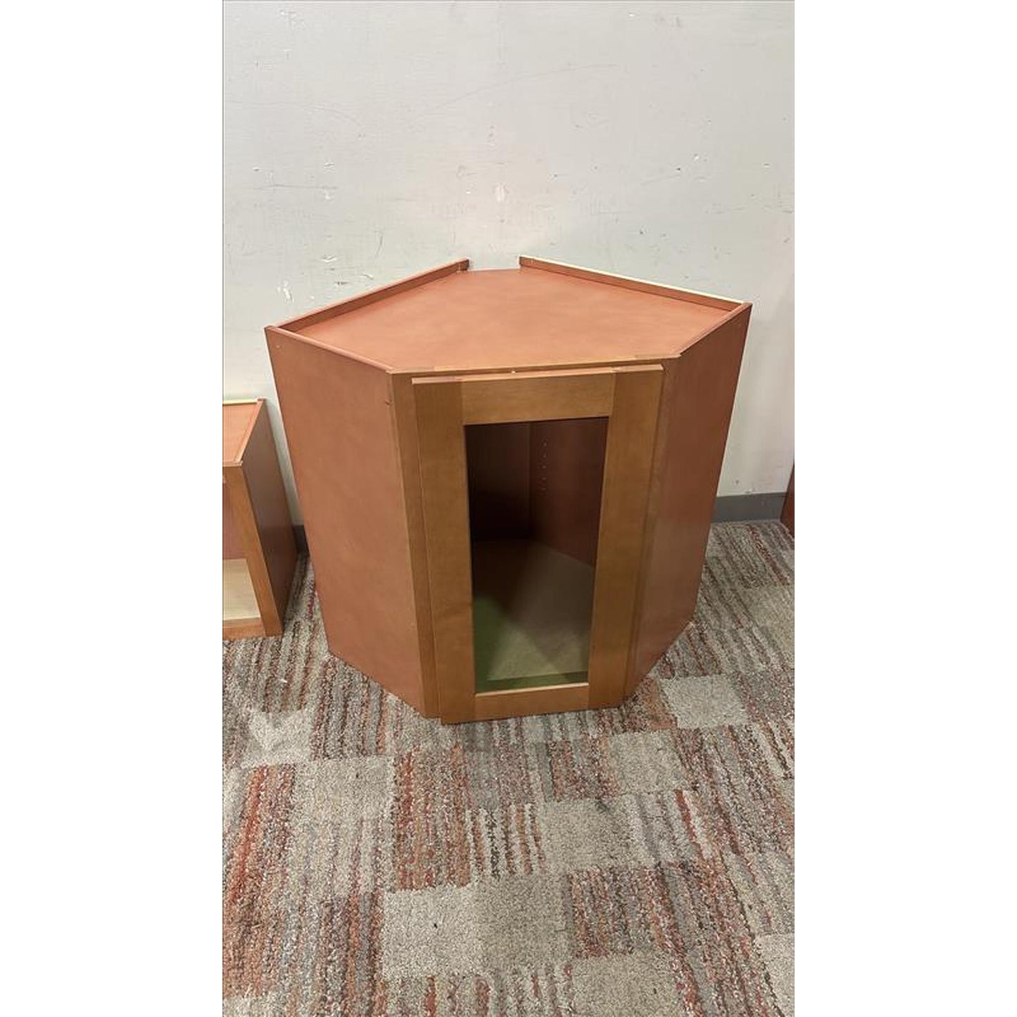 30" Cabinet Upper Corner