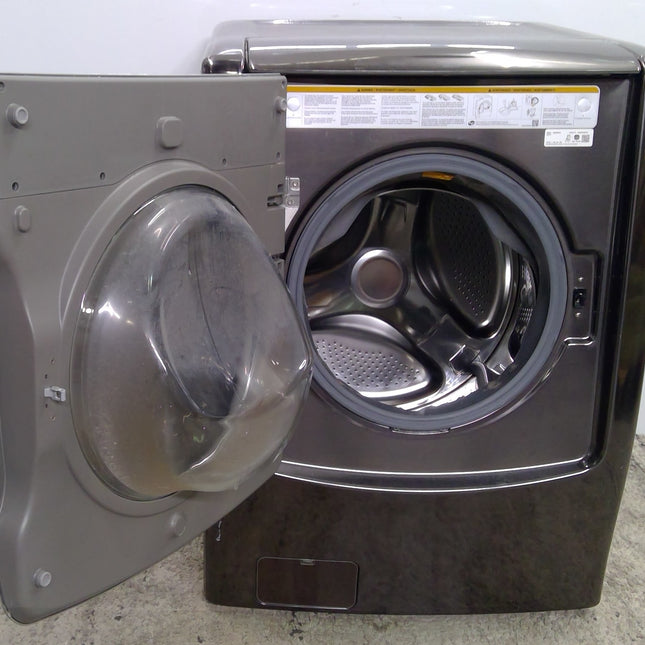 LG SIGNATURE 5.8 cu. ft. Large Smart Wi-Fi Enabled Front Load Washer