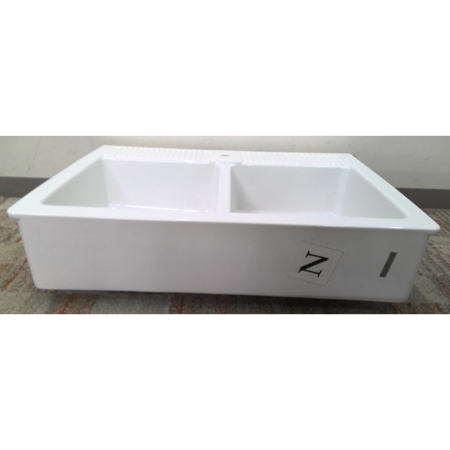 37" Double Bowl Farmhouse Sink