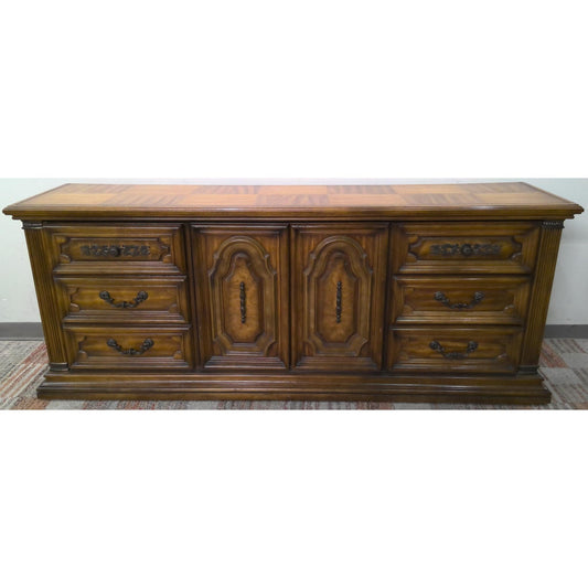84" Dresser