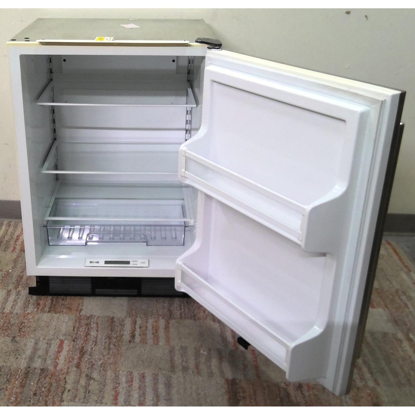 Sub-Zero 24" Undercounter Refrigerator