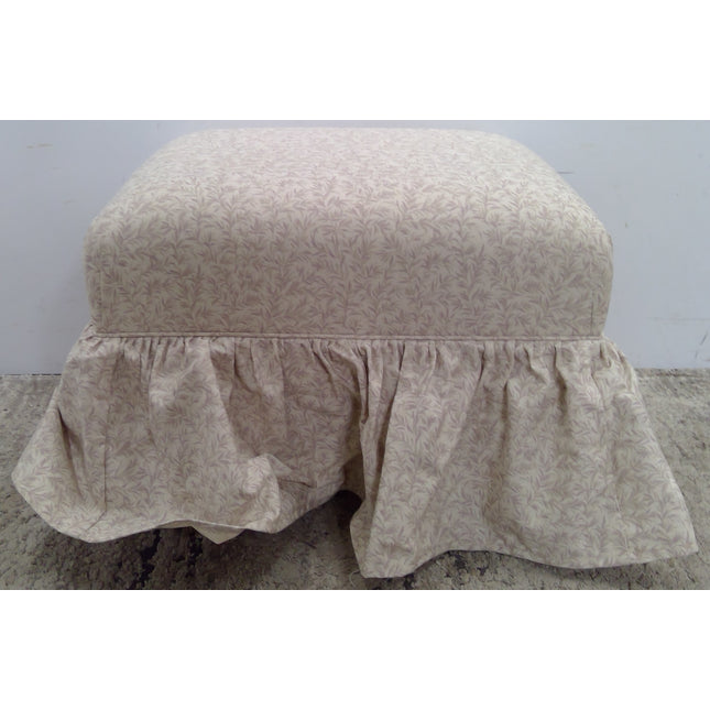 Vine Pattern Ruffled Skirt Ottoman