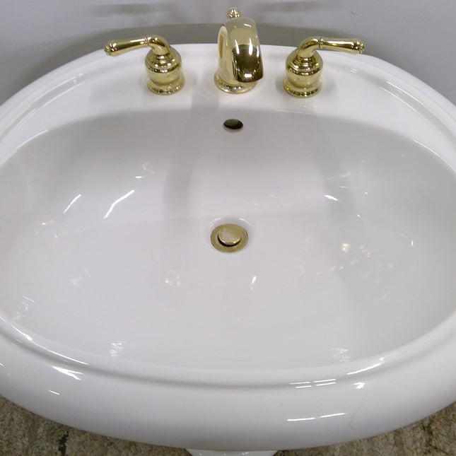 Pedestal Sink with Faucet