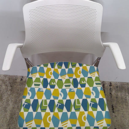 Guest Chair with Multicolor Seat