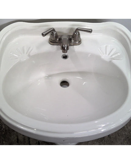 Pedestal Sink with Faucet
